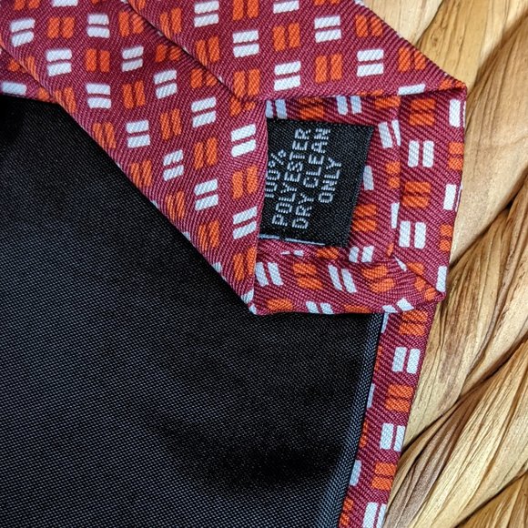 [2/$20] NWOT Men's - Necktie - Red with print - Picture 4 of 4